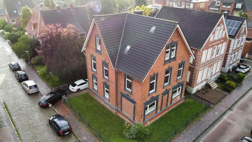 Charmante Altbauwohnung An Der Kesselschleuse 3 Emden Exterior photo